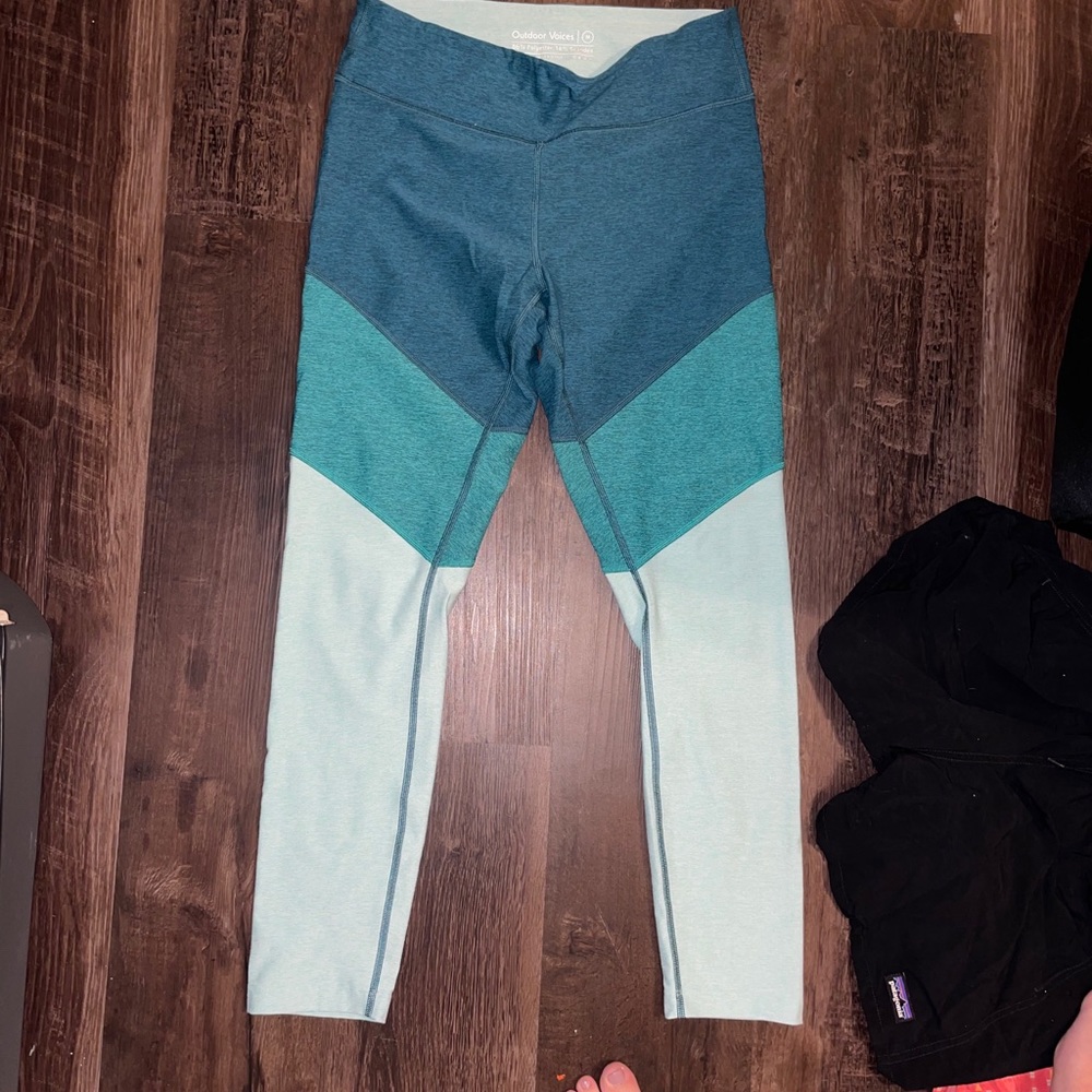 Outdoor voices leggings